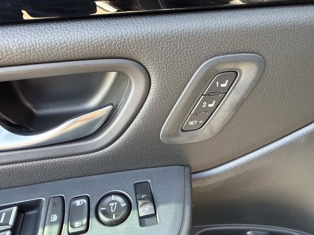 Certified 2026 Honda Pilot EX-L image 9