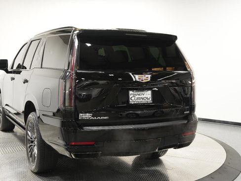 Used 2025 Cadillac Escalade Sport Platinum image 7