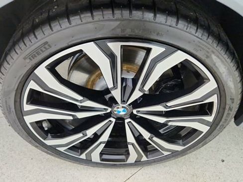 Used 2023 BMW X7 M60i w/ Executive Package image 63