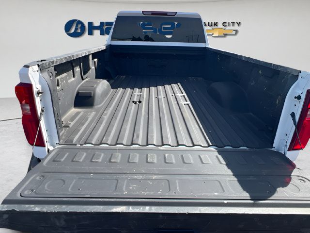 Used 2026 Chevrolet Silverado 3500 LT AWD/4WD image 10