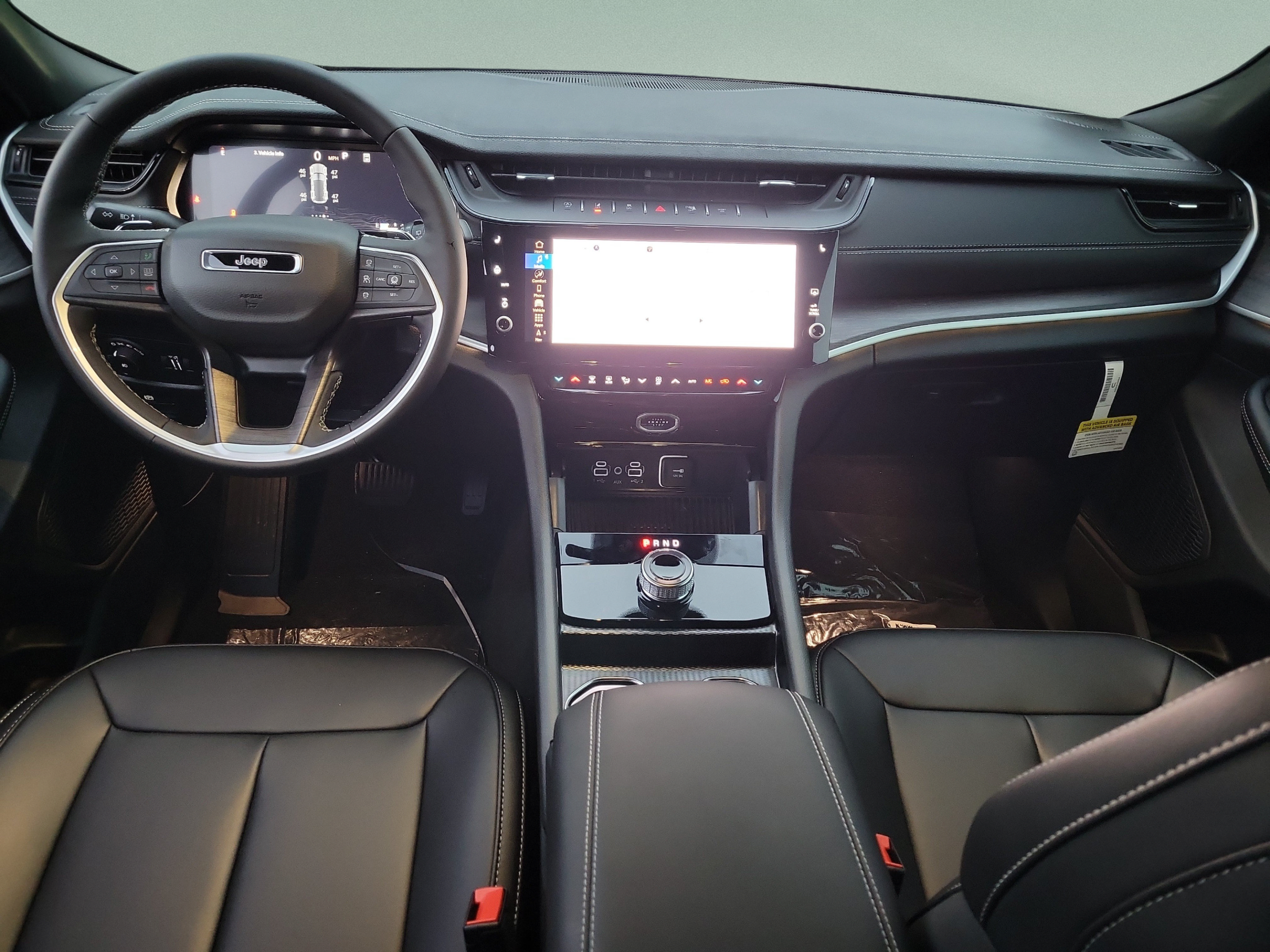 New 2027 Jeep Grand Cherokee Limited RWD image 7