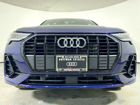 Used 2025 Audi Q3 2.0T Premium w/ Convenience Package image 3