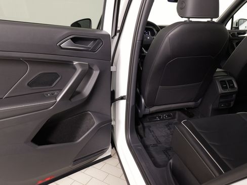 Used 2024 Volkswagen Tiguan SEL R-Line AWD/4WD image 36