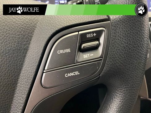 Used 2017 Hyundai Santa Fe Sport w/ 2.4L Value Package 06 FWD image 13
