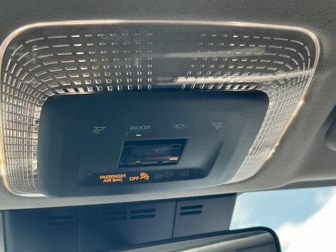 Certified 2024 Toyota Prius XLE FWD image 19