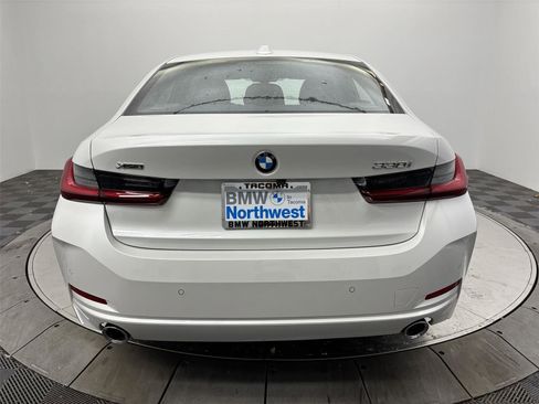 New 2026 BMW 330i xDrive Sedan w/ Premium Package AWD/4WD image 15