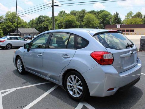 Used 2014 Subaru Impreza 2.0i Premium AWD/4WD image 10