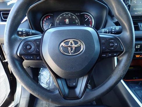 Used 2019 Toyota RAV4 Adventure image 15