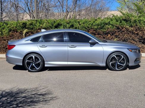 Used 2020 Honda Accord Sport image 4