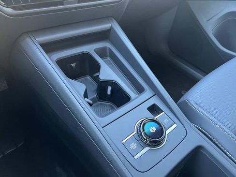 New 2026 Volkswagen Tiguan SE FWD image 20