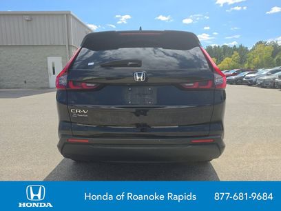 Used 2025 Honda CR-V LX