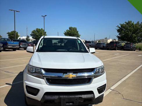 Used 2019 Chevrolet Colorado LT AWD/4WD image 8