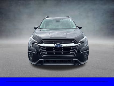 Used 2025 Subaru Ascent Limited w/ Popular Package #2 AWD/4WD image 3