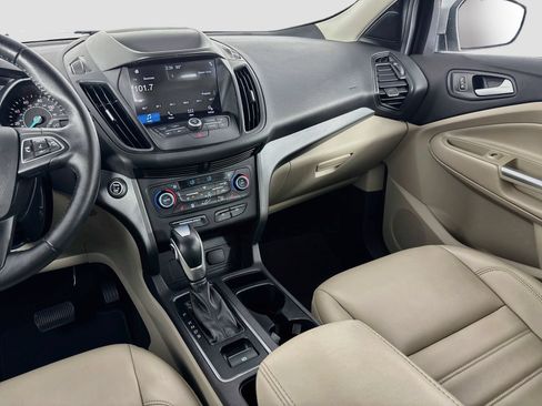 Used 2019 Ford Escape SEL AWD/4WD image 22