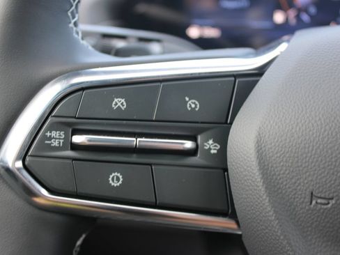 New 2027 Chevrolet Traverse LT w/ Driver Confidence Package FWD image 37