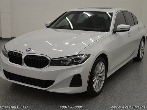 Used 2024 BMW 330i Sedan w/ Convenience Package RWD image 2