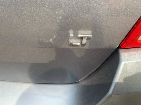 Used 2020 Chevrolet Trax LT w/ LT Convenience Package image 27