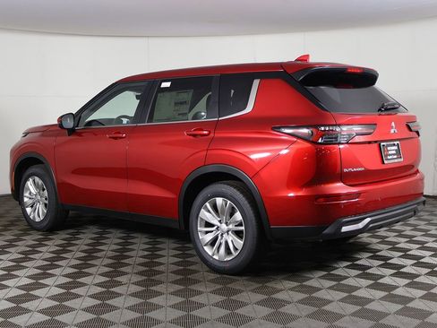 New 2026 Mitsubishi Outlander ES AWD/4WD image 9