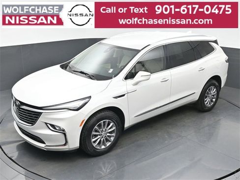 Used 2023 Buick Enclave Essence image 29