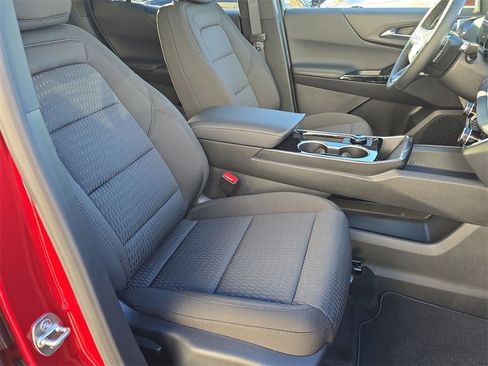 Certified 2026 Chevrolet Equinox LT w/ Safety and Technology Package image 29