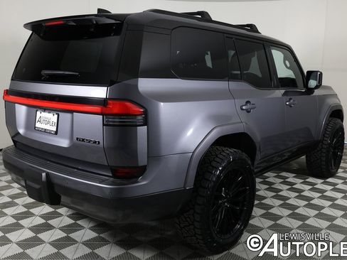 Used 2025 Lexus GX 550 image 5