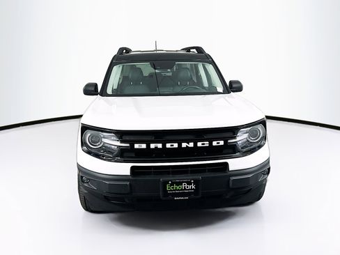 Used 2022 Ford Bronco Sport Outer Banks w/ Tech Package AWD/4WD image 2