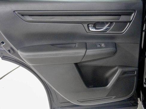 Certified 2025 Honda CR-V EX image 34