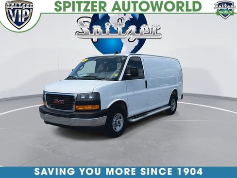 Used 2025 GMC Savana 2500 w/ Driver Convenience Package RWD image 4