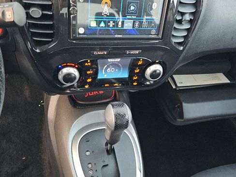 Used 2013 Nissan Juke SL image 14