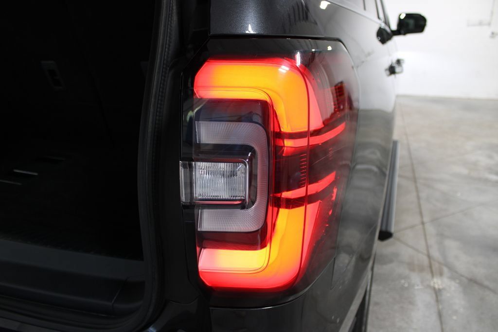 Used 2024 Ford Expedition Limited AWD/4WD image 27