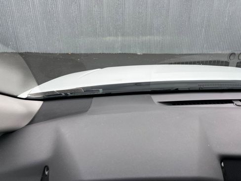 Used 2025 Toyota Camry LE image 33