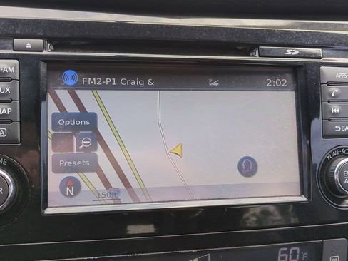 Used 2016 Nissan Rogue SL w/ SL Premium Package image 22