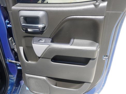 Used 2015 Chevrolet Silverado 1500 LTZ Z71 AWD/4WD image 37