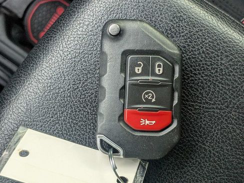 Used 2020 Jeep Gladiator Sport w/ Quick Order Package 24S AWD/4WD image 30