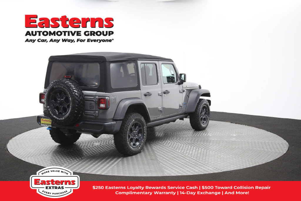 Used 2023 Jeep Wrangler Unlimited w/ Cold Weather Group AWD/4WD image 43