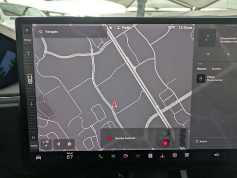 Used 2023 Tesla Model X image 10