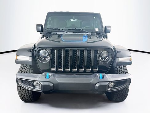 Used 2023 Jeep Wrangler Unlimited Rubicon 4xe AWD/4WD image 2