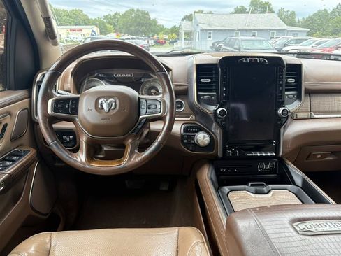 Used 2019 RAM 1500 Limited AWD/4WD image 12