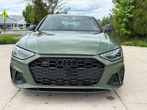 Used 2023 Audi S4 Premium Plus w/ Premium Plus Package AWD/4WD image 3