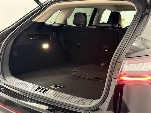 Used 2022 Lincoln Nautilus FWD w/ Premium Package image 8