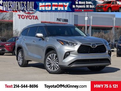 Used 2024 Toyota Highlander Platinum