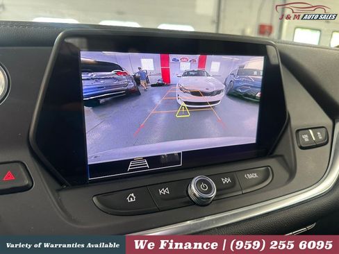 Used 2021 Chevrolet Blazer LT FWD image 25