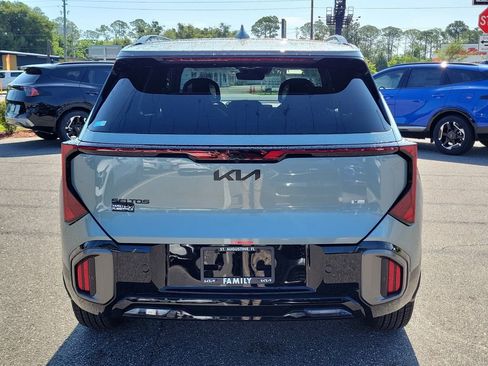 New 2027 Kia Seltos X-Line S w/ X-Line S Premium Package AWD/4WD image 5