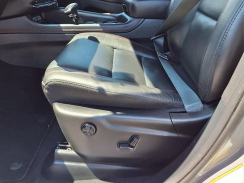 Used 2025 Dodge Durango R/T AWD/4WD image 13