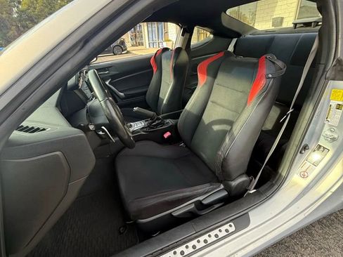 Used 2013 Scion FR-S 10 Series image 9