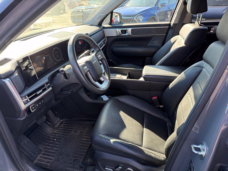 Used 2024 Hyundai Santa Fe Limited AWD/4WD image 15