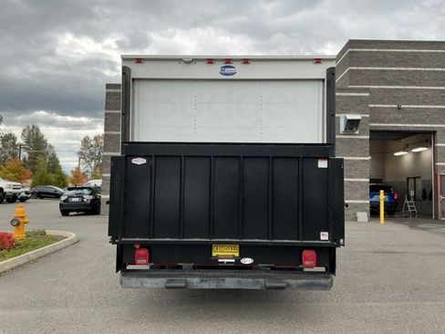 Used 2019 Ford E-450 and Econoline 450 Super Duty w/ Exterior Upgrade Package image 5