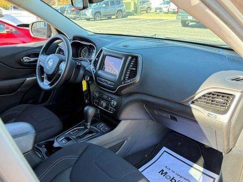 Used 2021 Jeep Cherokee Latitude image 20