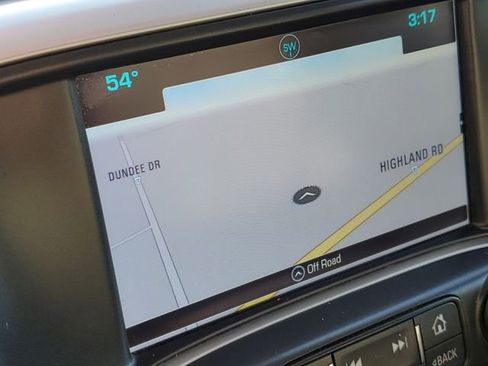 Used 2018 GMC Sierra 1500 SLT image 16