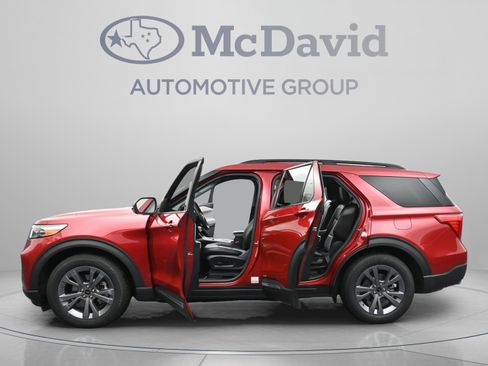 Used 2022 Ford Explorer XLT w/ Equipment Group 202A RWD image 42